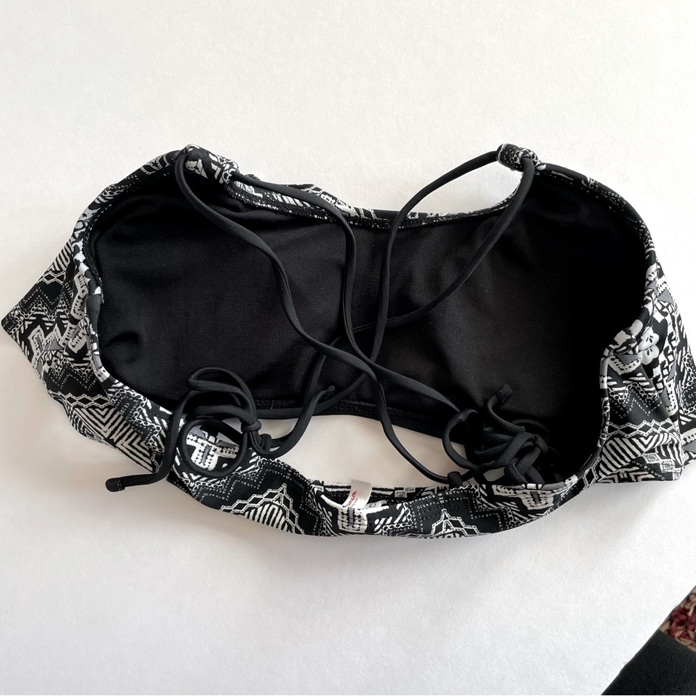 Arizona Jean Co. Swimwear | Bikini top Sz L - Picture 4 of 5